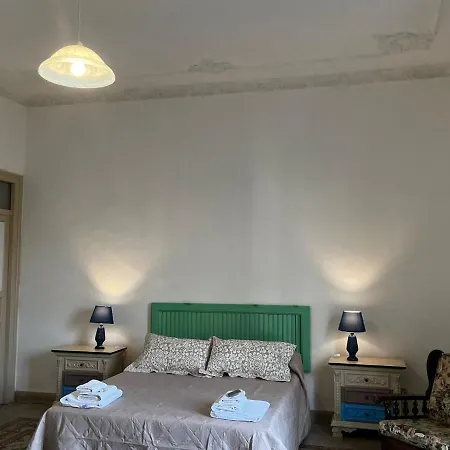 Gasthuis Mille Lire Peppe's Palermo